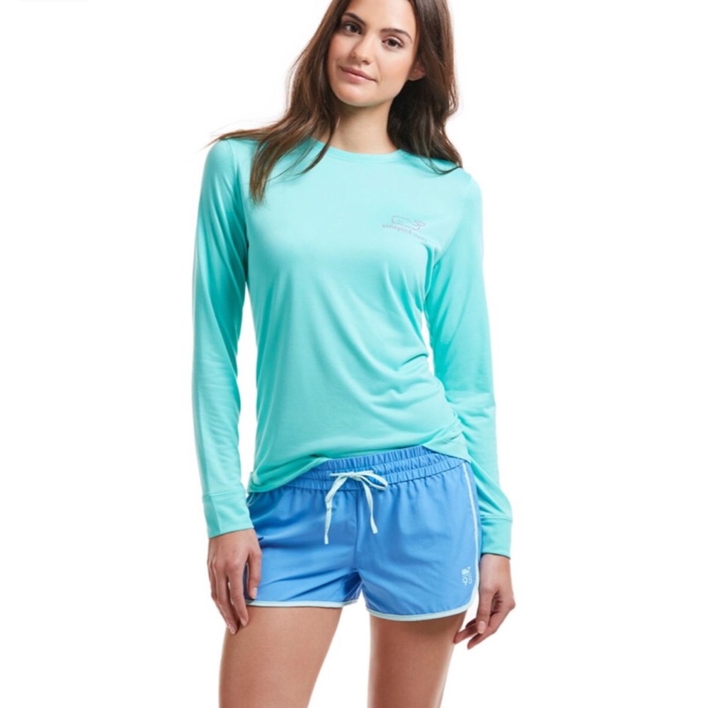 Vineyard Vines Women's Aqua Long Sleeve Performance Tee